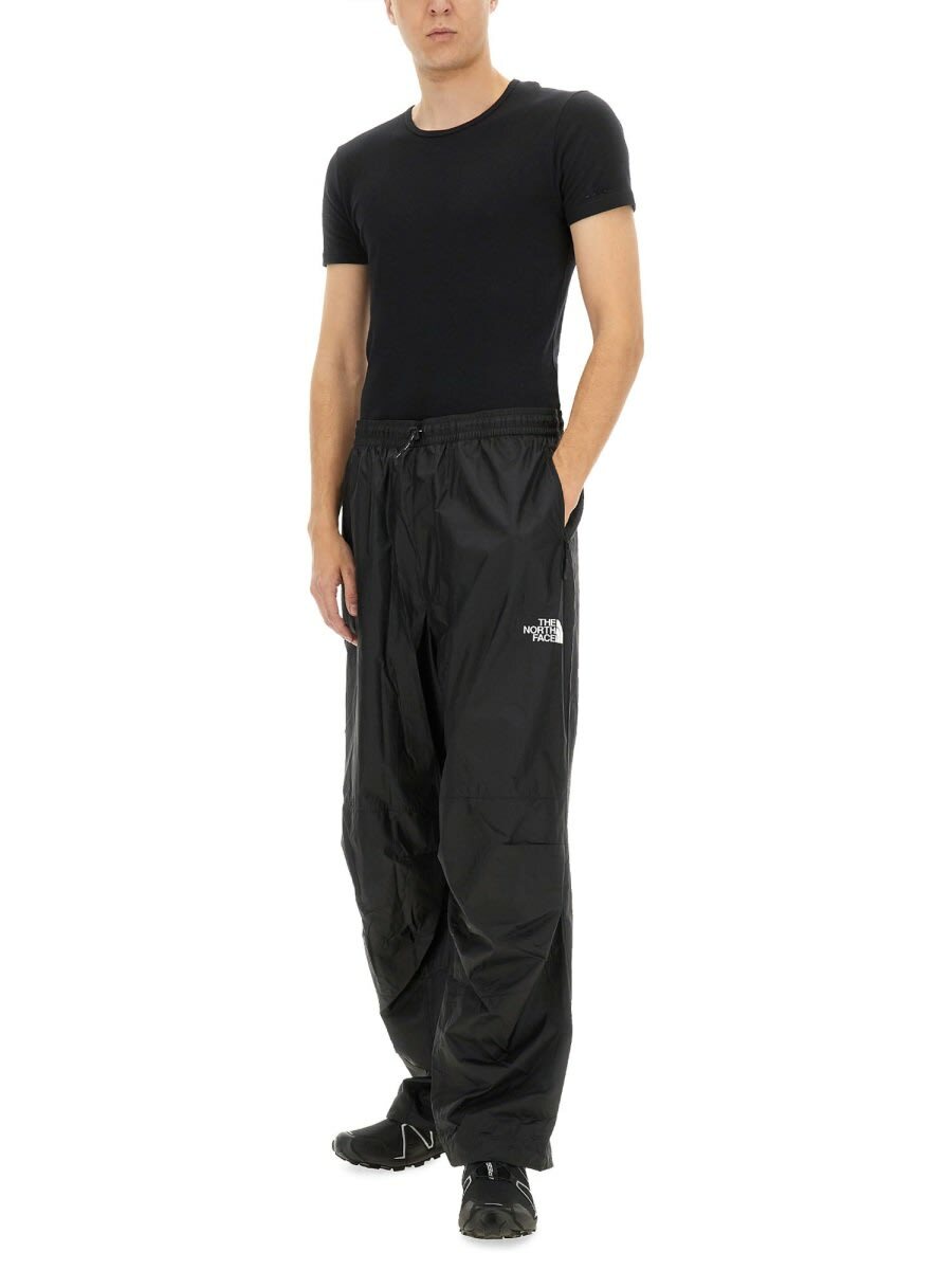 ウェア THE NORTH FACE - THE NORTH FACE ENGINEERED TRACK PANT The North Face Tek Piping Windbreaker Pants | Saks Fifth Avenue