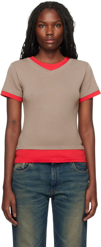 Photo: Gimaguas Taupe & Red Rio T-shirt