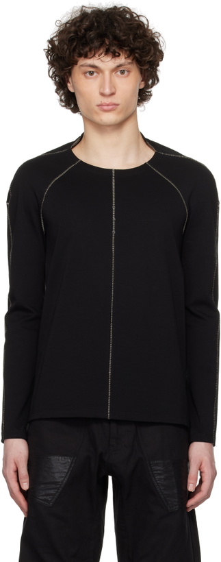 Photo: CARNET-ARCHIVE Black Human-Shell Long Sleeve T-shirt