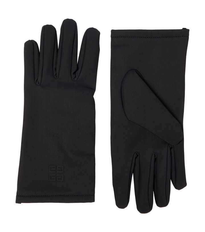 Photo: Givenchy - 4G gloves