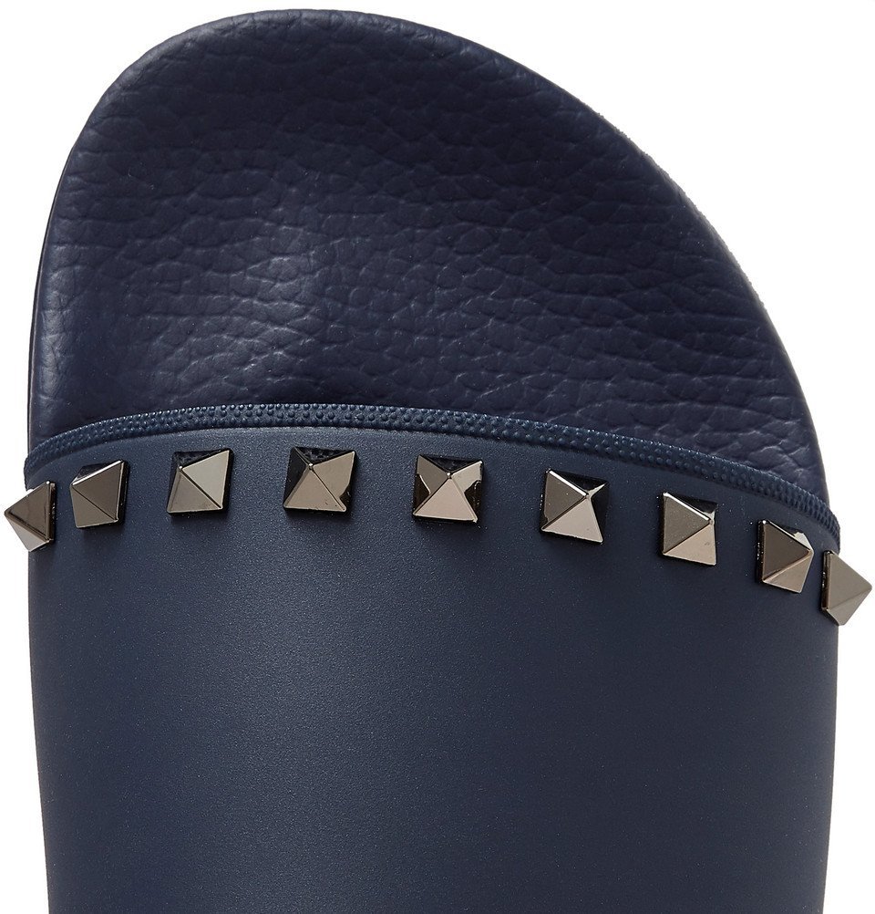 Valentino - Valentino Garavani Rockstud Rubber Slides - Men  display picture 3