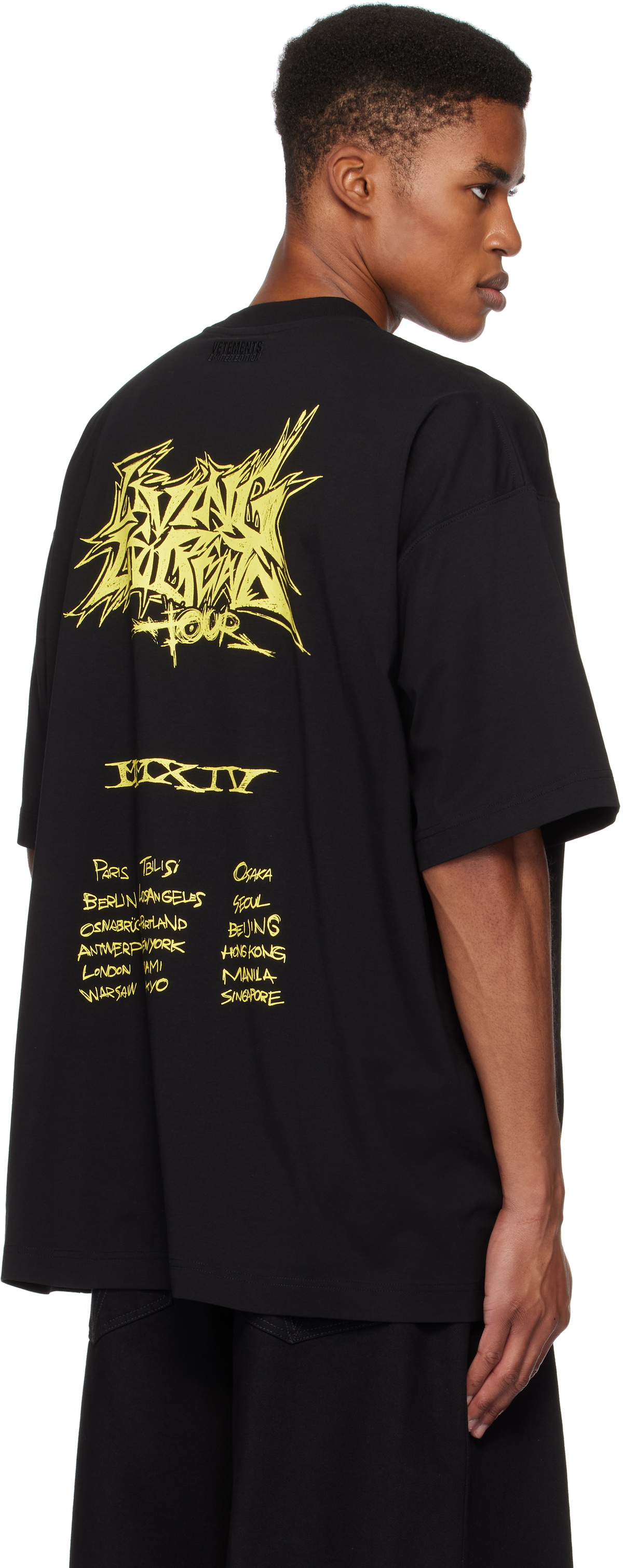 VETEMENTS Black Living Legend Oversized T-shirt Vetements