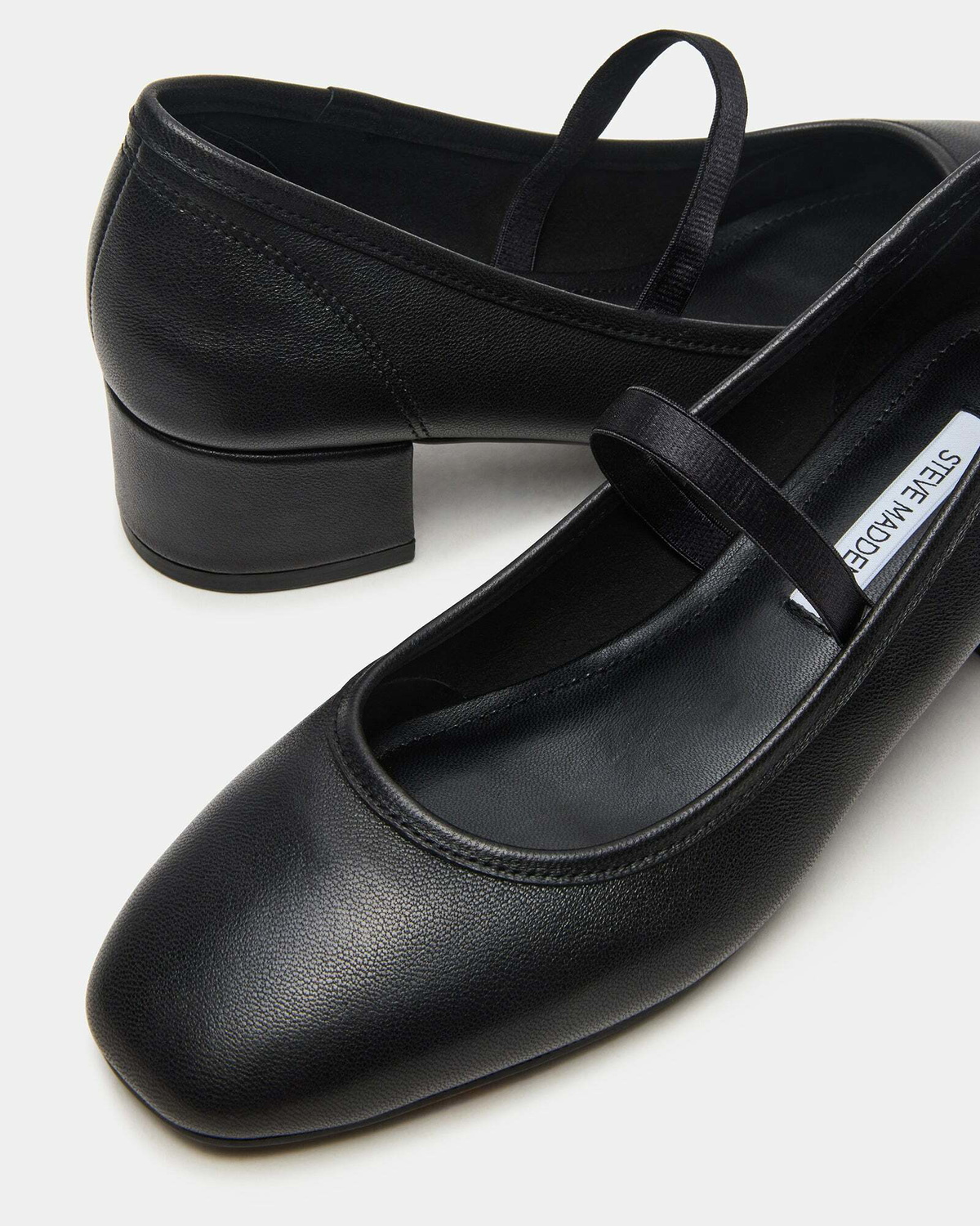 Steve Madden Mural Heels in Black