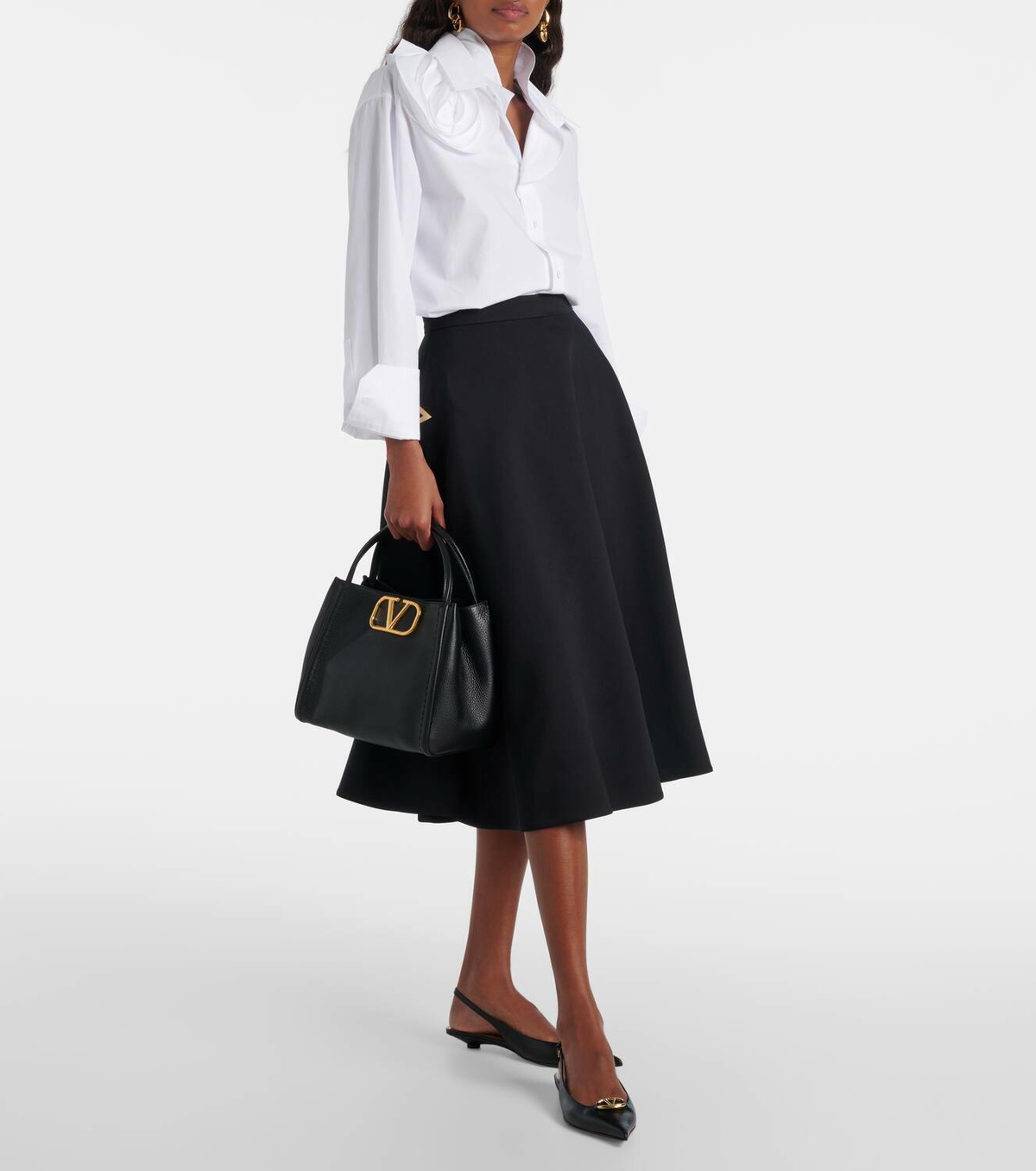 トートバッグ VALENTINO GARAVANI Black Leather Alltime Shoulder Bag Valentino Garavani Alltime Leather Shoulder Bag | Black