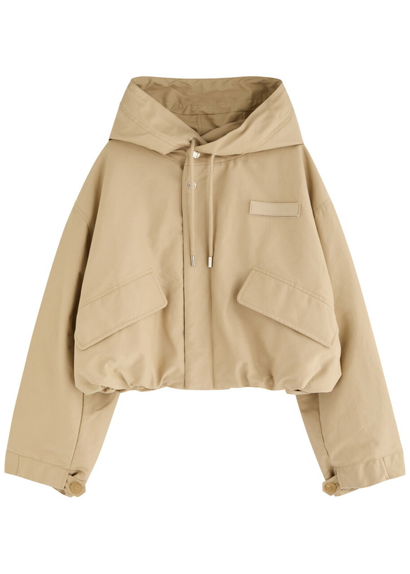 Photo: Jacquemus La Parka Courte Caraco Hooded Canvas Jacket Beige