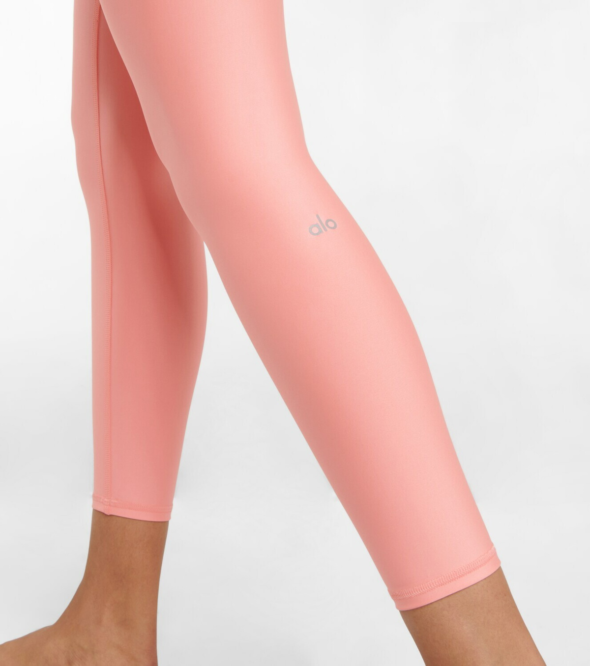 ALO YOGA Airlift High-Rise Leggings in Pink