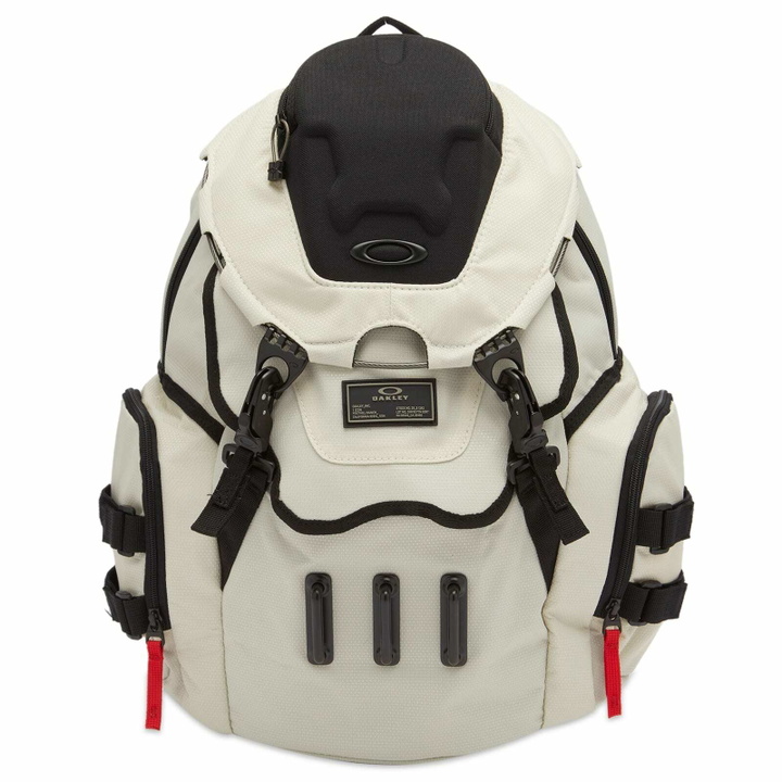 Photo: Oakley Men's Bathroom Sink RC Backpack in Mist 
