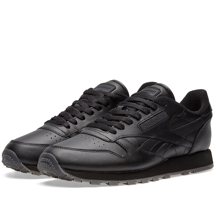 Photo: Reebok Classic Leather Solids
