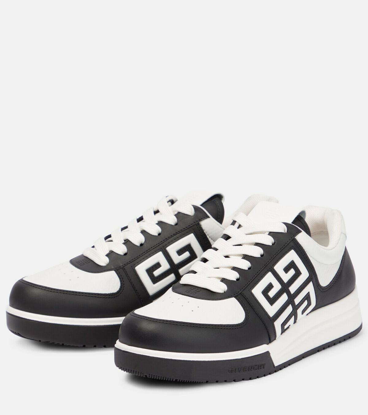 Givenchy G4 leather lowtop sneakers Givenchy