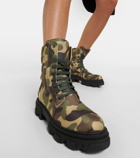 Gia Borghini Gia 35 camouflage combat boots