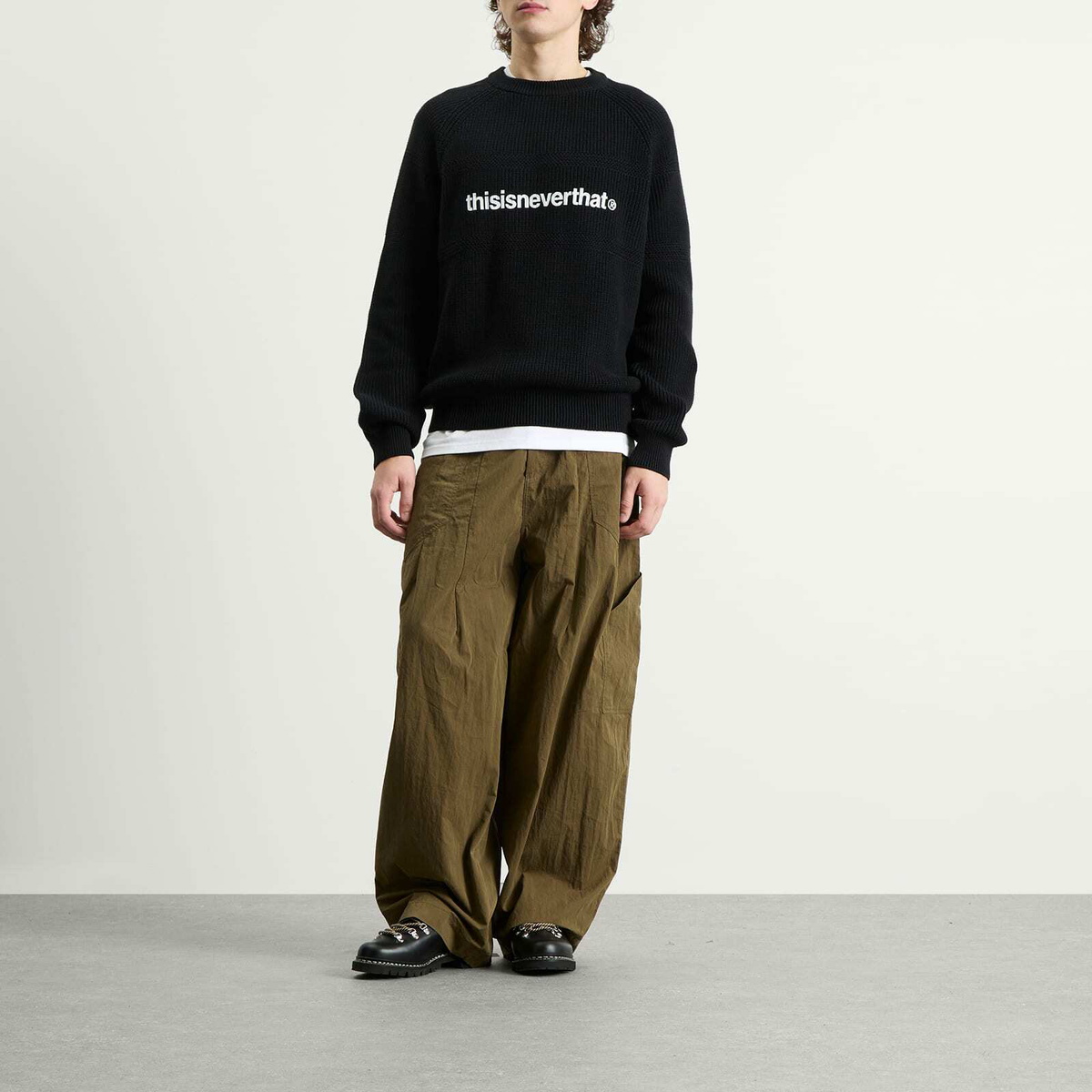 thisisneverthat Men's T-Logo Knit Jumper in Black