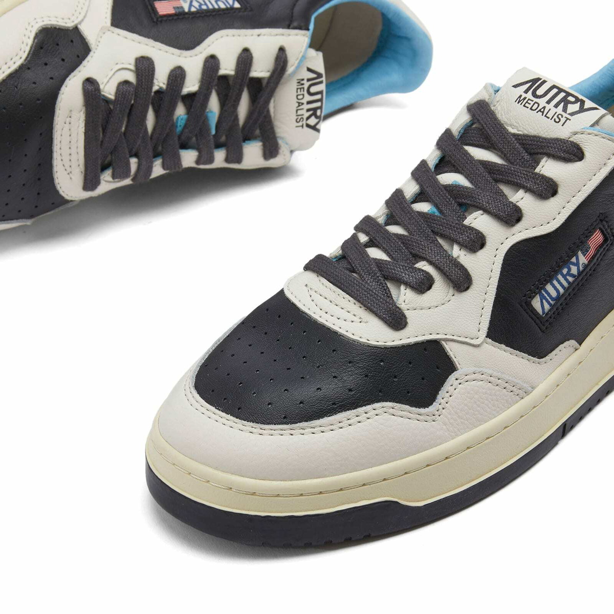 Autry Men's Medalist Low Leather Sneaker in Dollar Autry