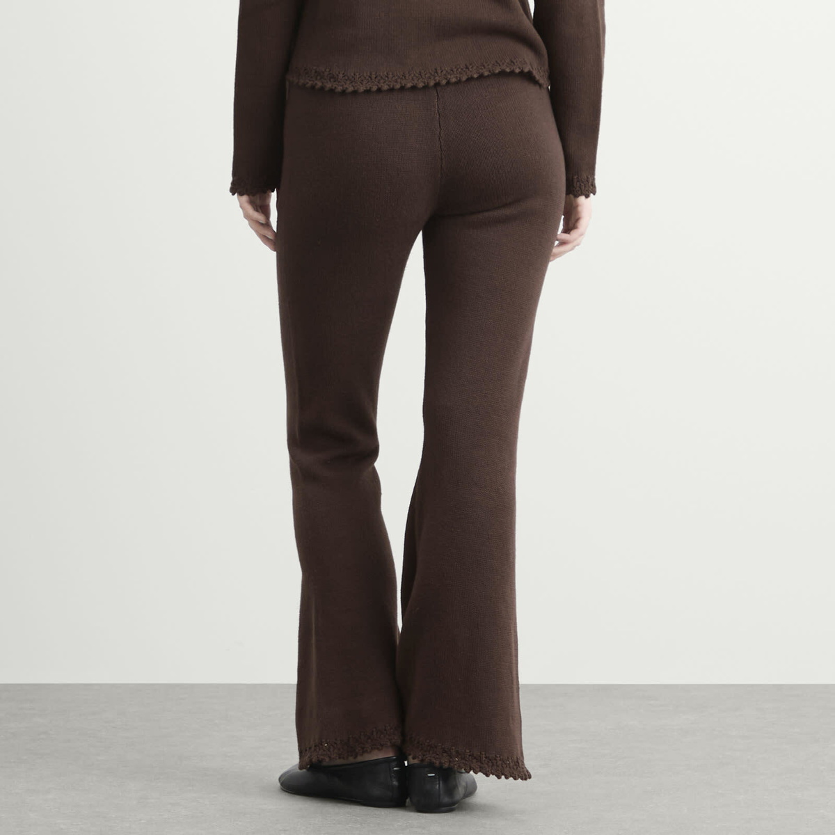 My Mum Made It Women's Lace Knit Pants in Earth