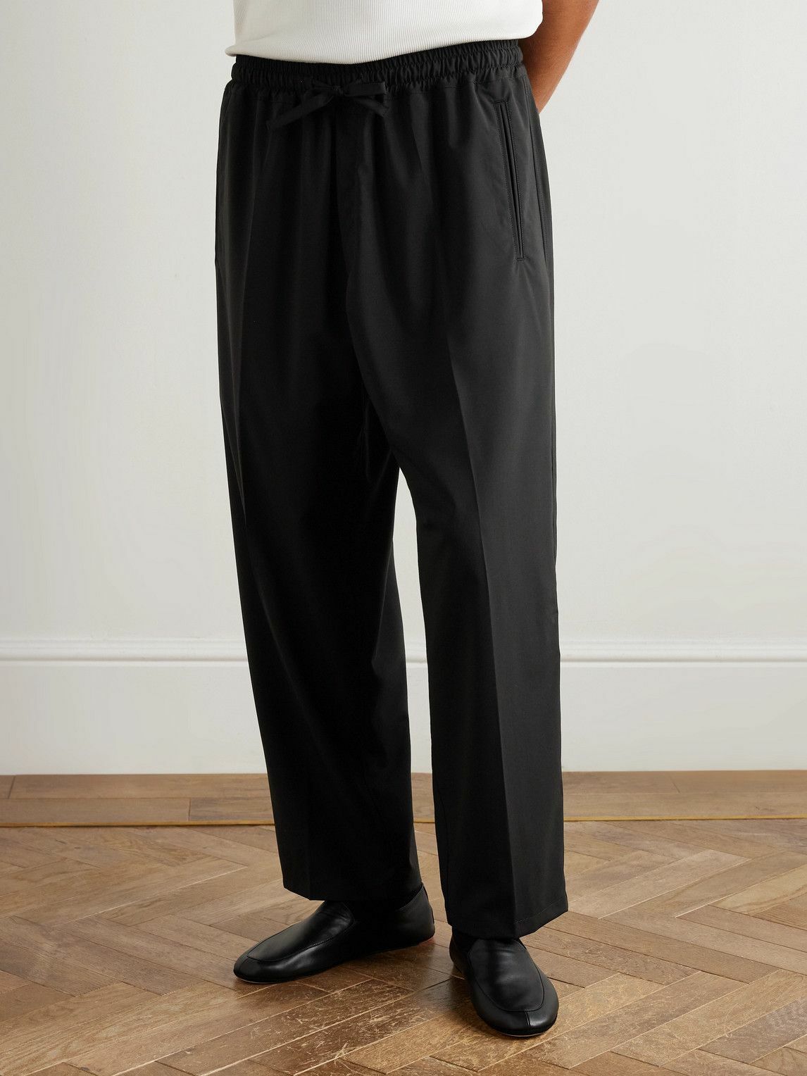 UMIT BENAN - Julian Straight-Leg Virgin Wool Drawstring Trousers - Black