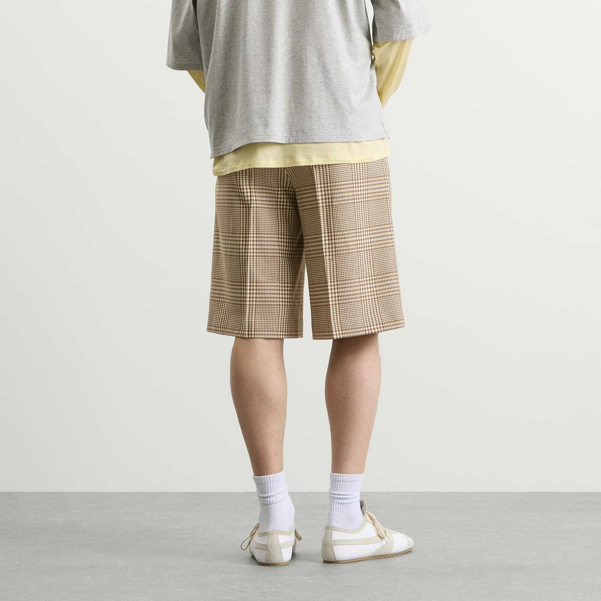 AMI Paris Men's Prince of Wales Check Tailored Short in Caramel/Blanc Creme