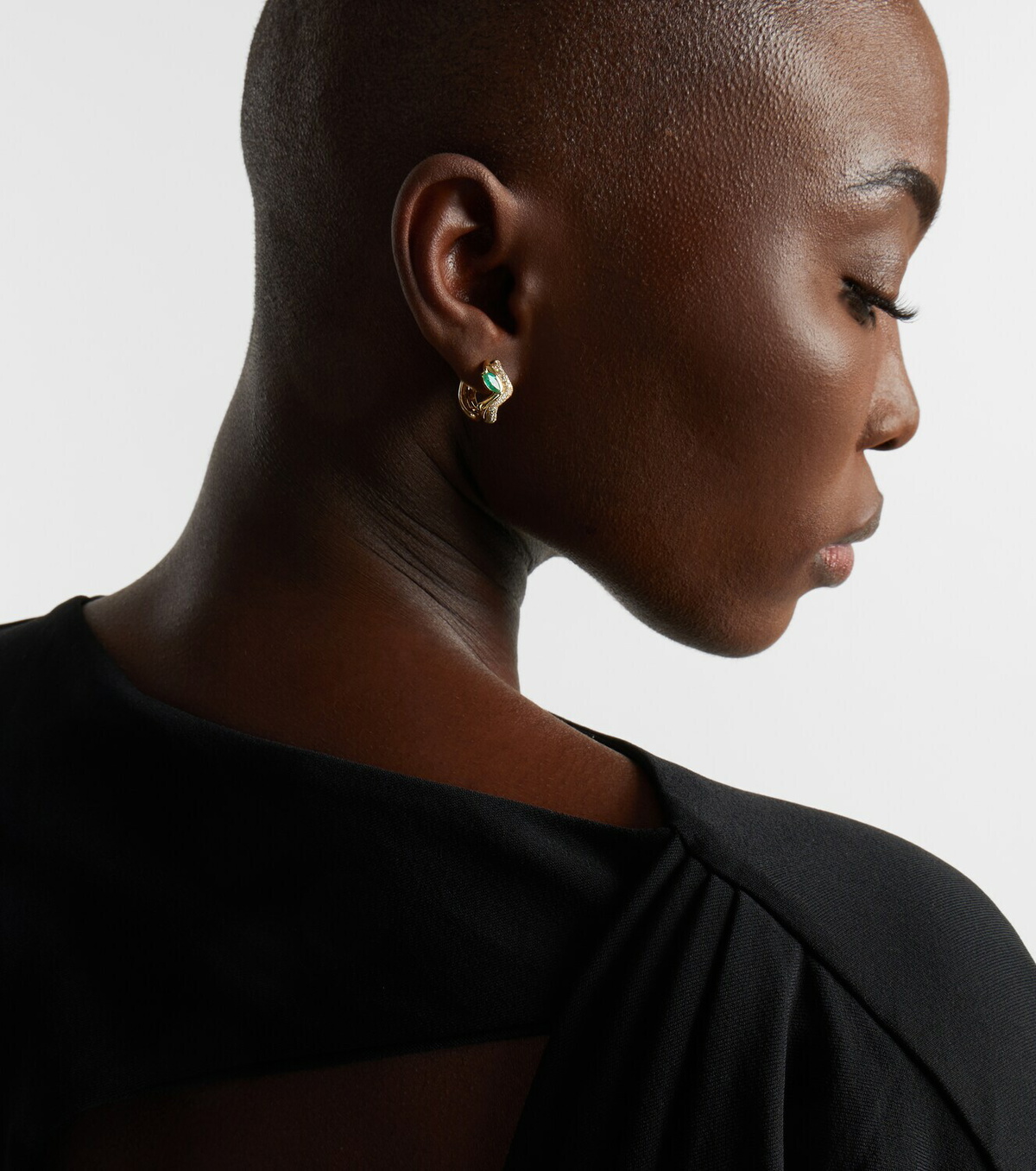 Shay Jewelry 18kt gold (750/1000) earrings with diamonds and emeralds