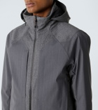 Sease Trace 2.0 pinstripe down jacket