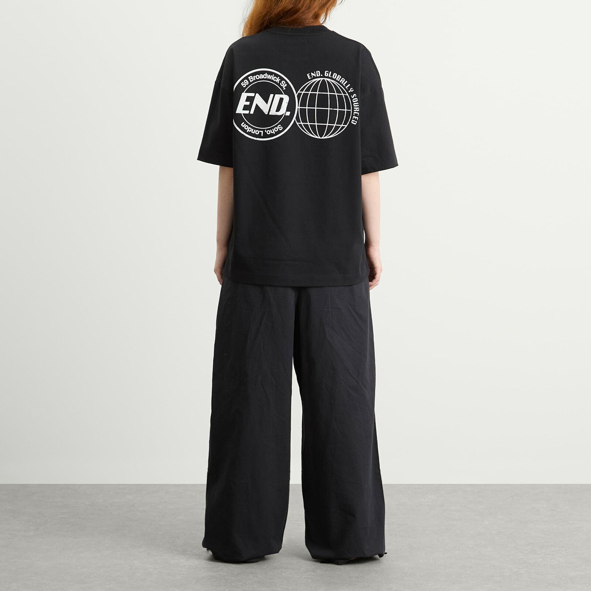 END. City Series 2.0 London T-Shirt in Black