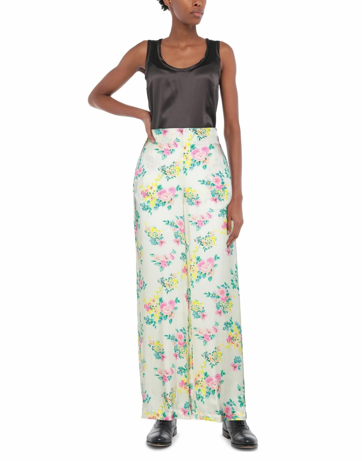 Jucca Womens Pants Ivory