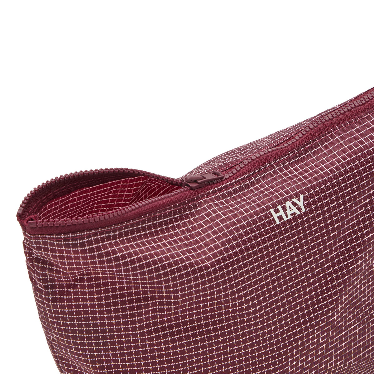 HAY Grid Pouch - Medium in Burgundy 