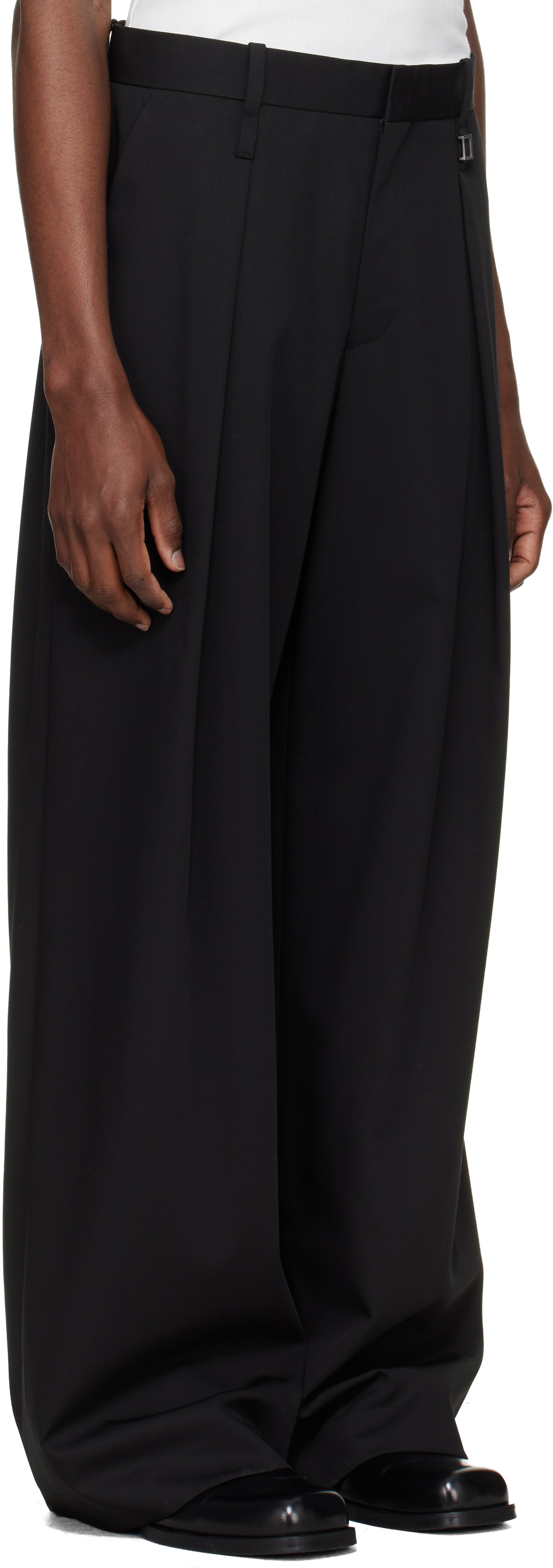 WOOYOUNGMI Black One-Tuck Wide Wool Trousers