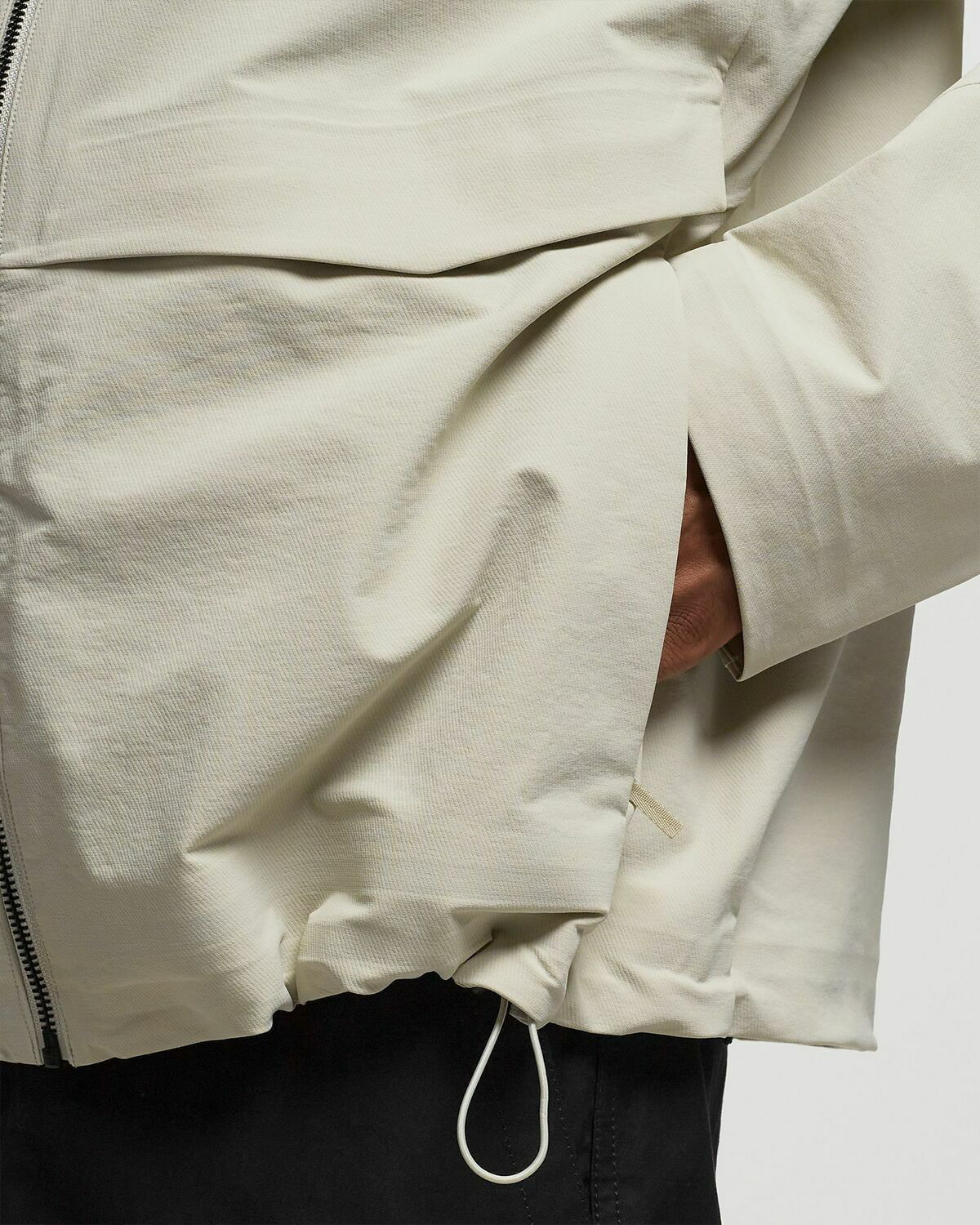 Arc´Teryx Veilance Quartic Jacket Beige - Mens - Windbreaker Arc'teryx ...