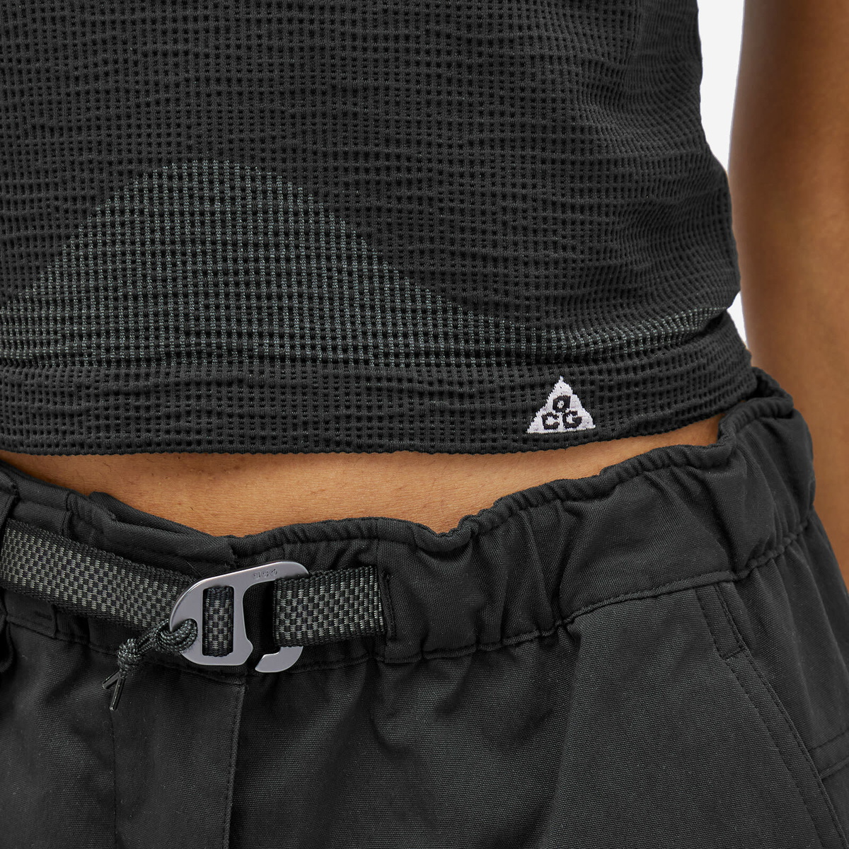 Nike Women's ACG DLTA BSLR Tank Top in Black/Anthracite Nike
