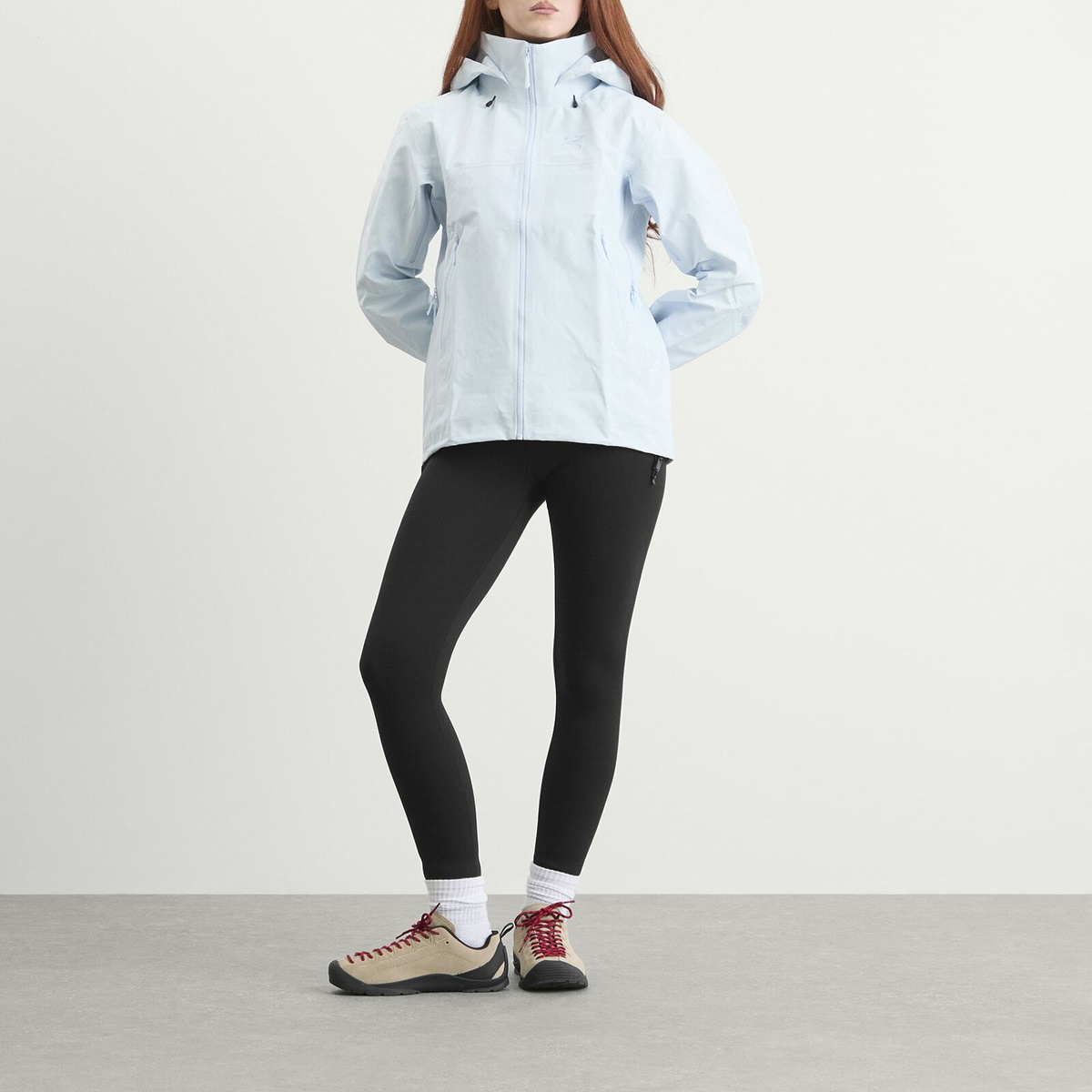 Arc'teryx Women's Arcteryx Beta AR Jacket W in Alpine Blue