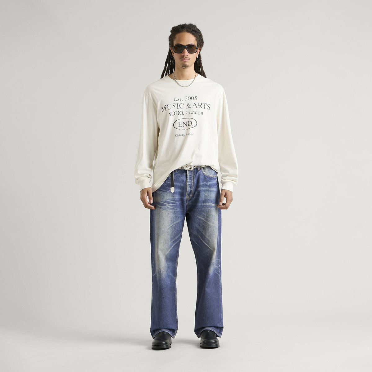 END. Worn Established LS T-shirt in Smoke White