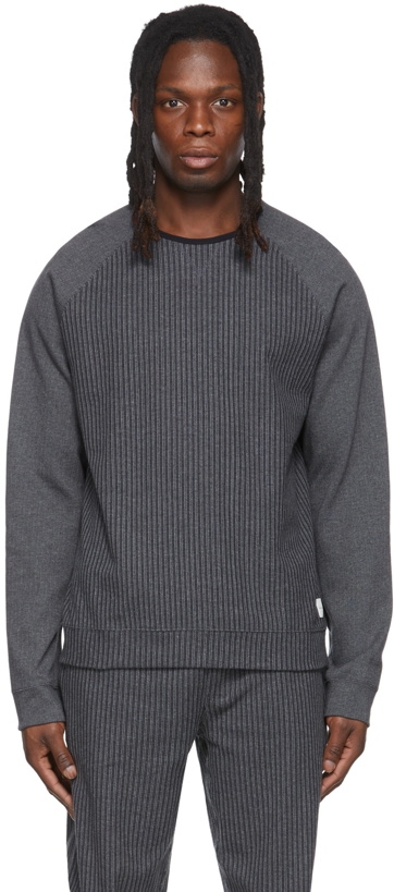 Photo: Paul Smith Grey Cotton Long Sleeve T-Shirt