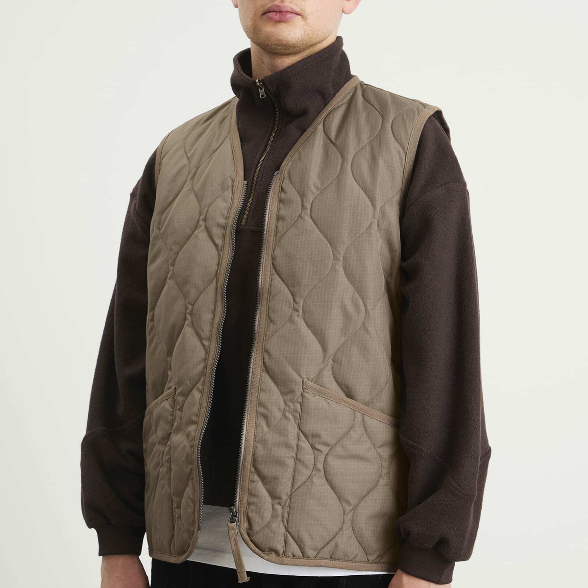 Taion Men's Military V-Neck Zip Down Vest in Dark Khaki