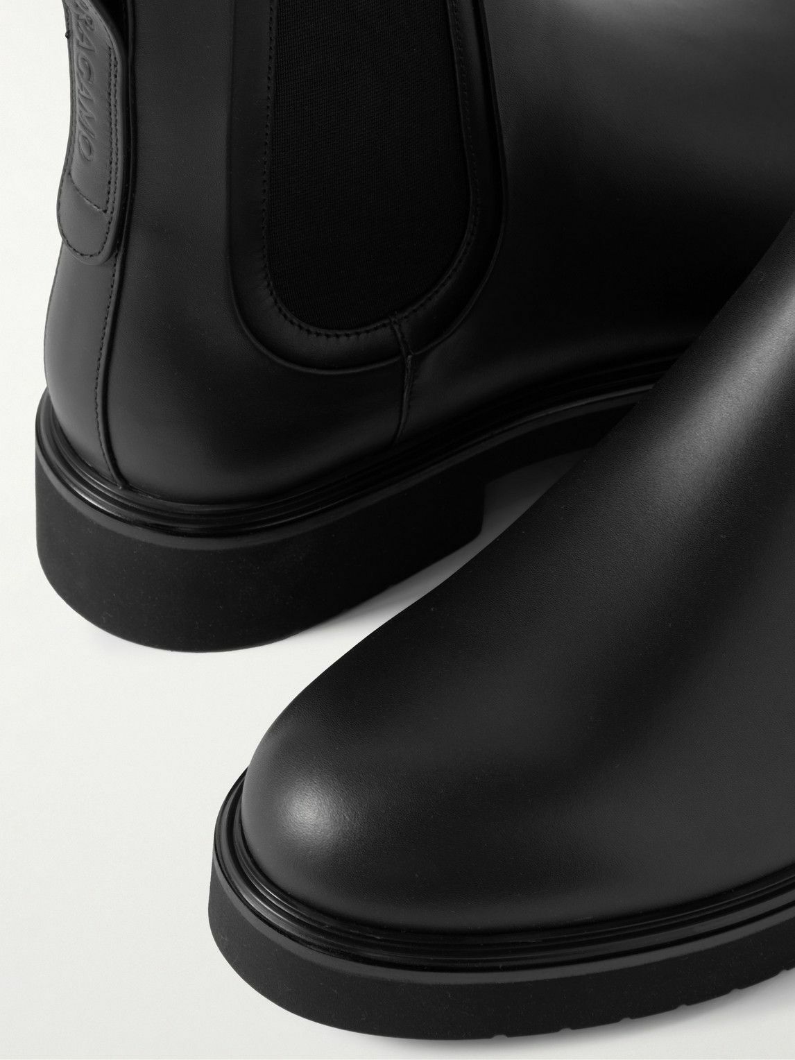 FERRAGAMO - Cezanne Leather Chelsea Boots - Black