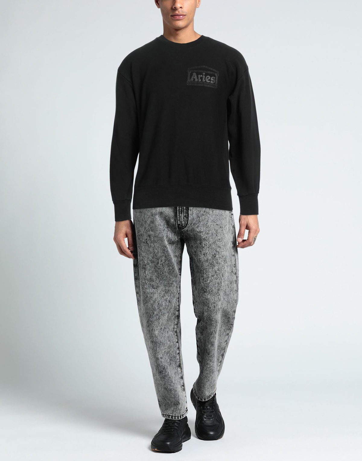 Aries Mens Sweatshirt in Black