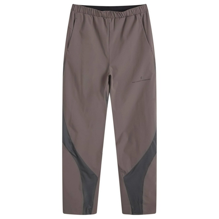 Photo: ON Men's Running Pants PAF in Eclipse/Shadow