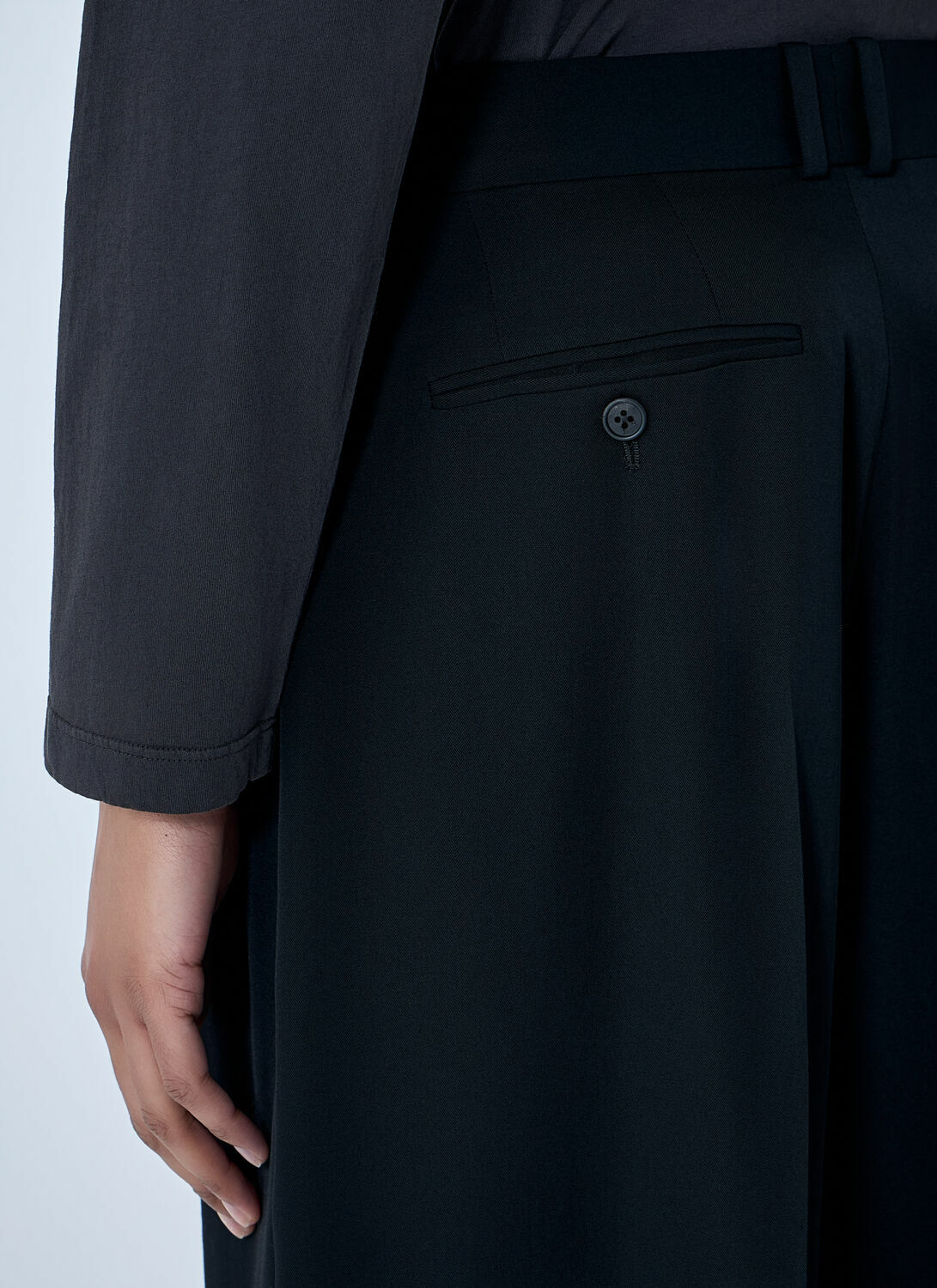 The Row Lior Cropped Pants