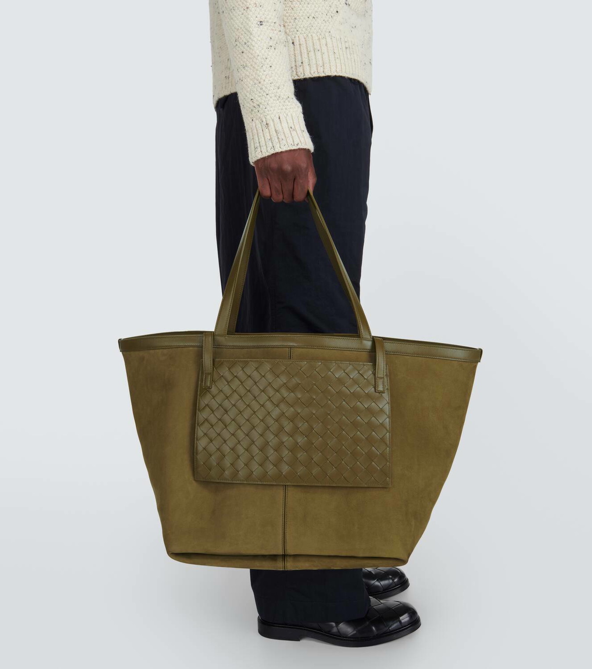 【使いやすい♪】BOTTEGA VENETA FLIP FLAP PATTERN BAG Bottega Veneta Small Flip Flap Intrecciato Leather Shoulder