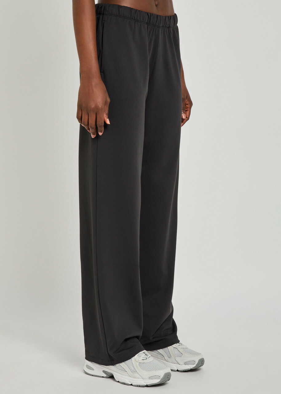 Vuori Halo Modern Straight-leg Jersey Sweatpants Black