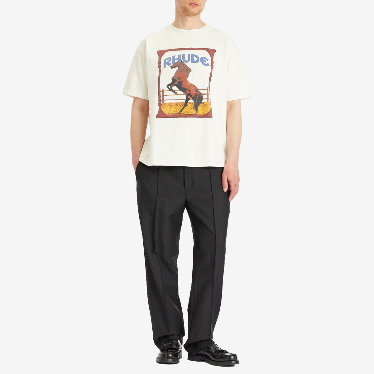 【関税込み】Rhude オフホワイト 'Rhude' Cadre Tシャツ Rhude Men's Cadre T-Shirt in Vintage White Rhude