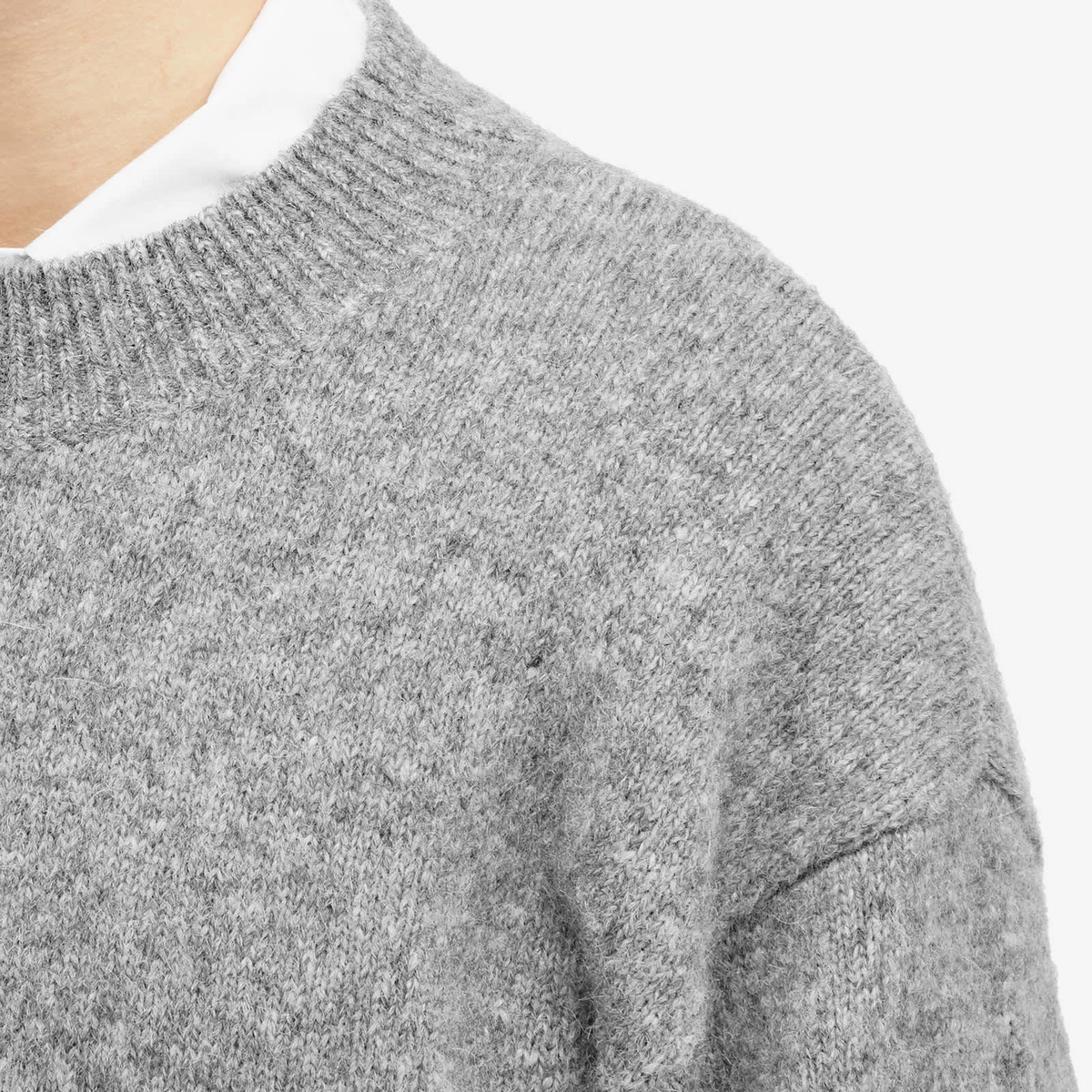 Jacquemus Men's Back Logo Knit Jumper in Grey Jacquemus