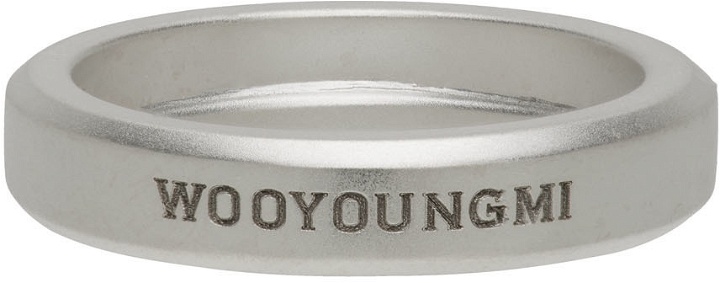 Photo: Wooyoungmi SSENSE Exclusive Silver Matte Curve Bold Ring