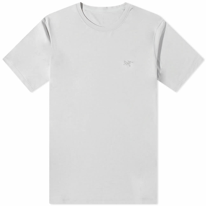 Photo: Arc'teryx Men's Cormac T-Shirt in Solitude