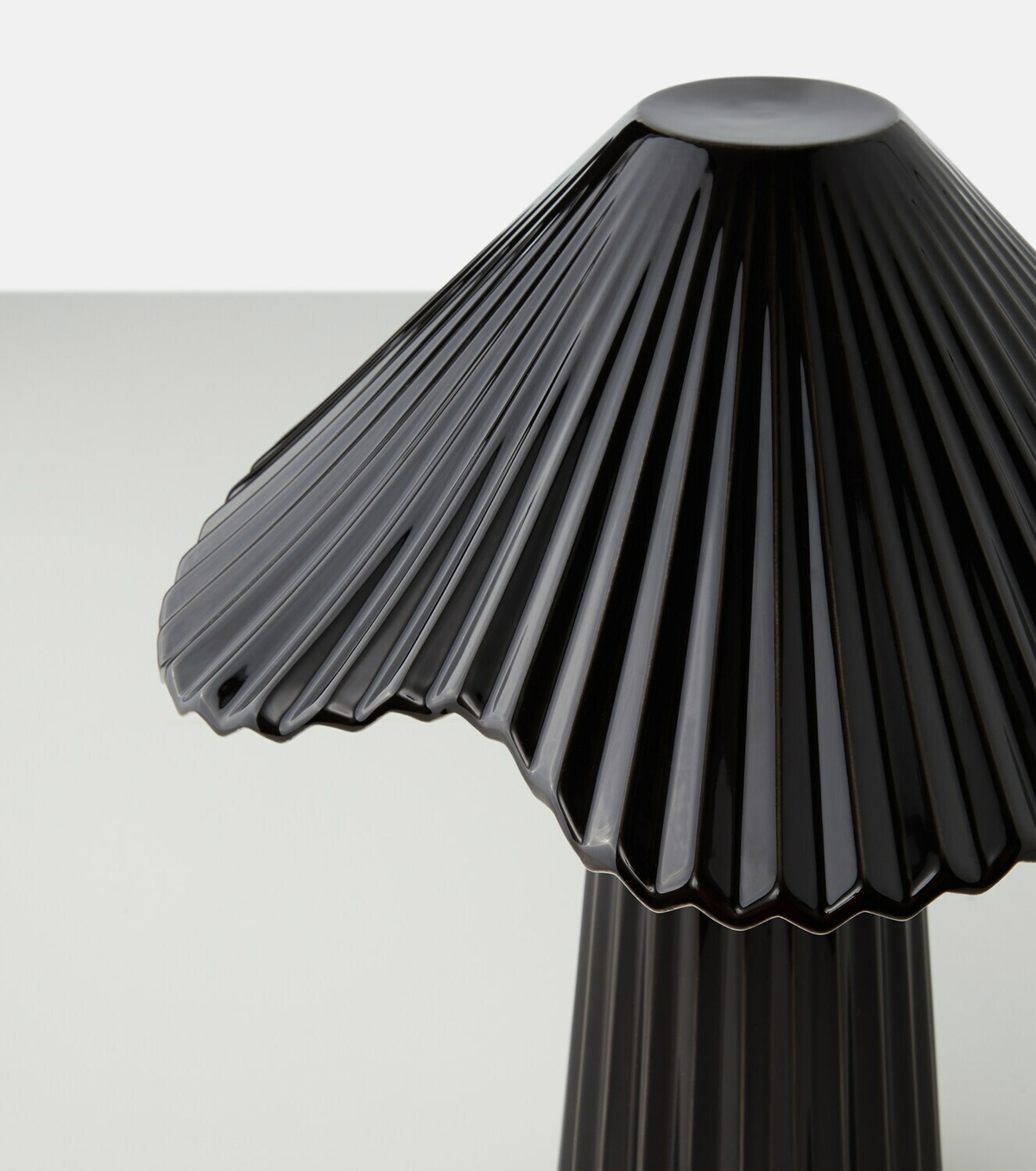 Serax Uala table lamp by Sebastian Herkner