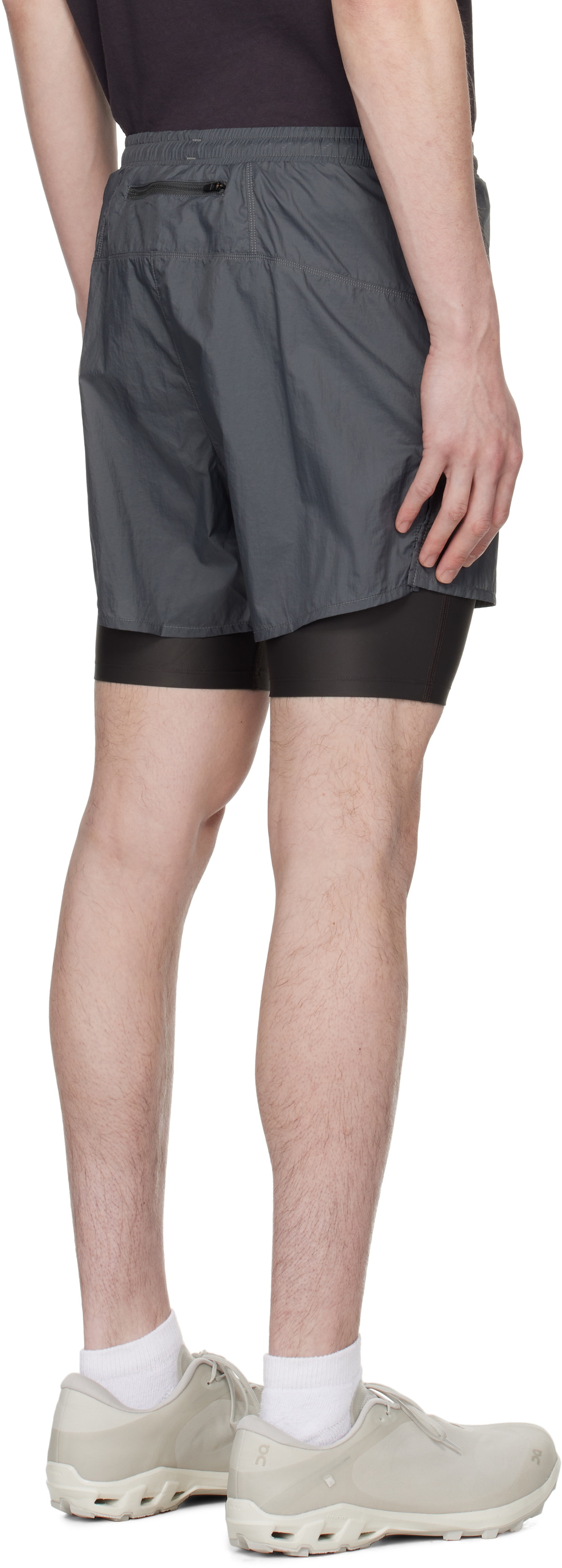 District Vision ショートパンツ　Lサイズ District Vision メンズ ショートパンツ | SSENSE 日本