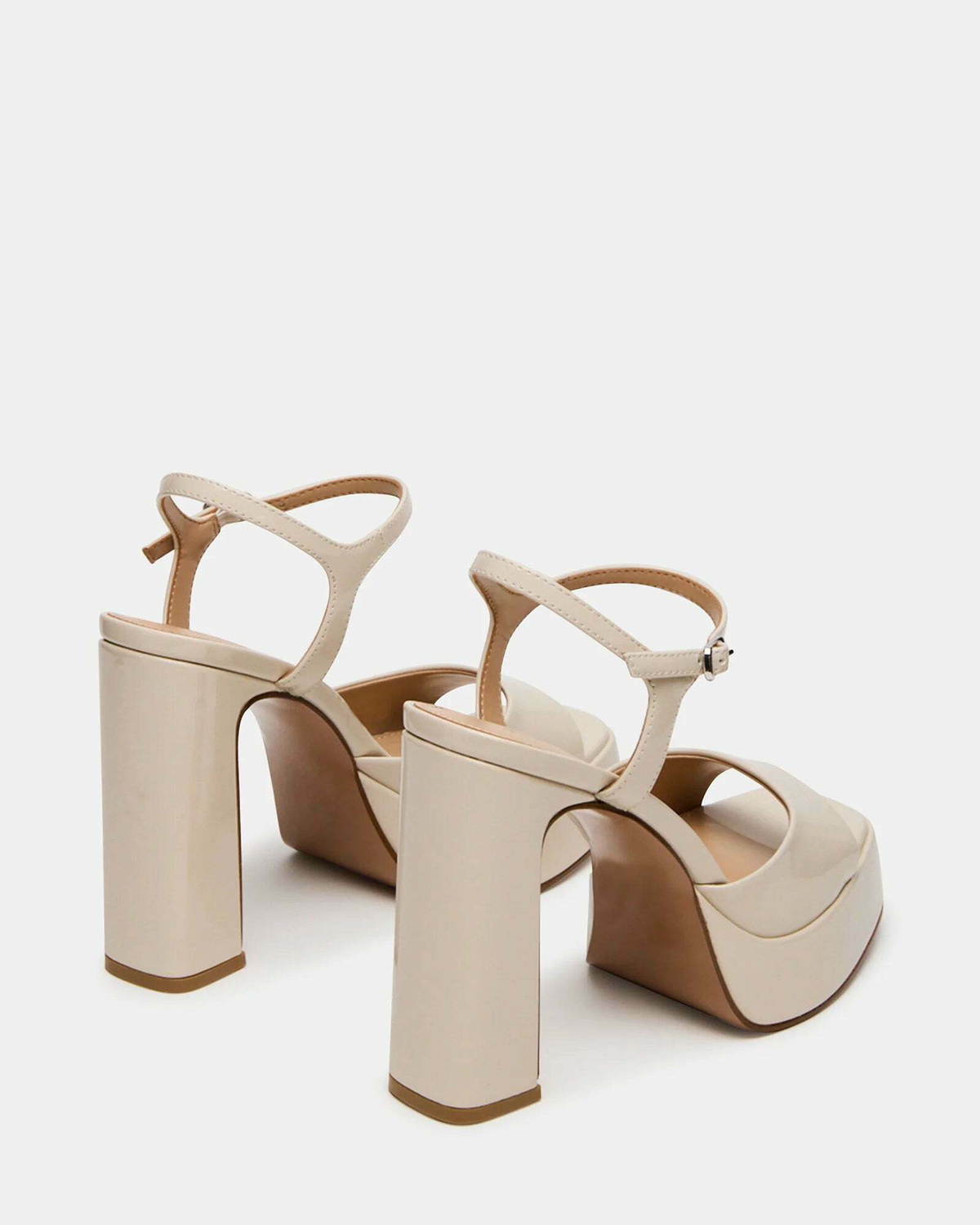 Steve Madden Liandra Heels in Natural Patent