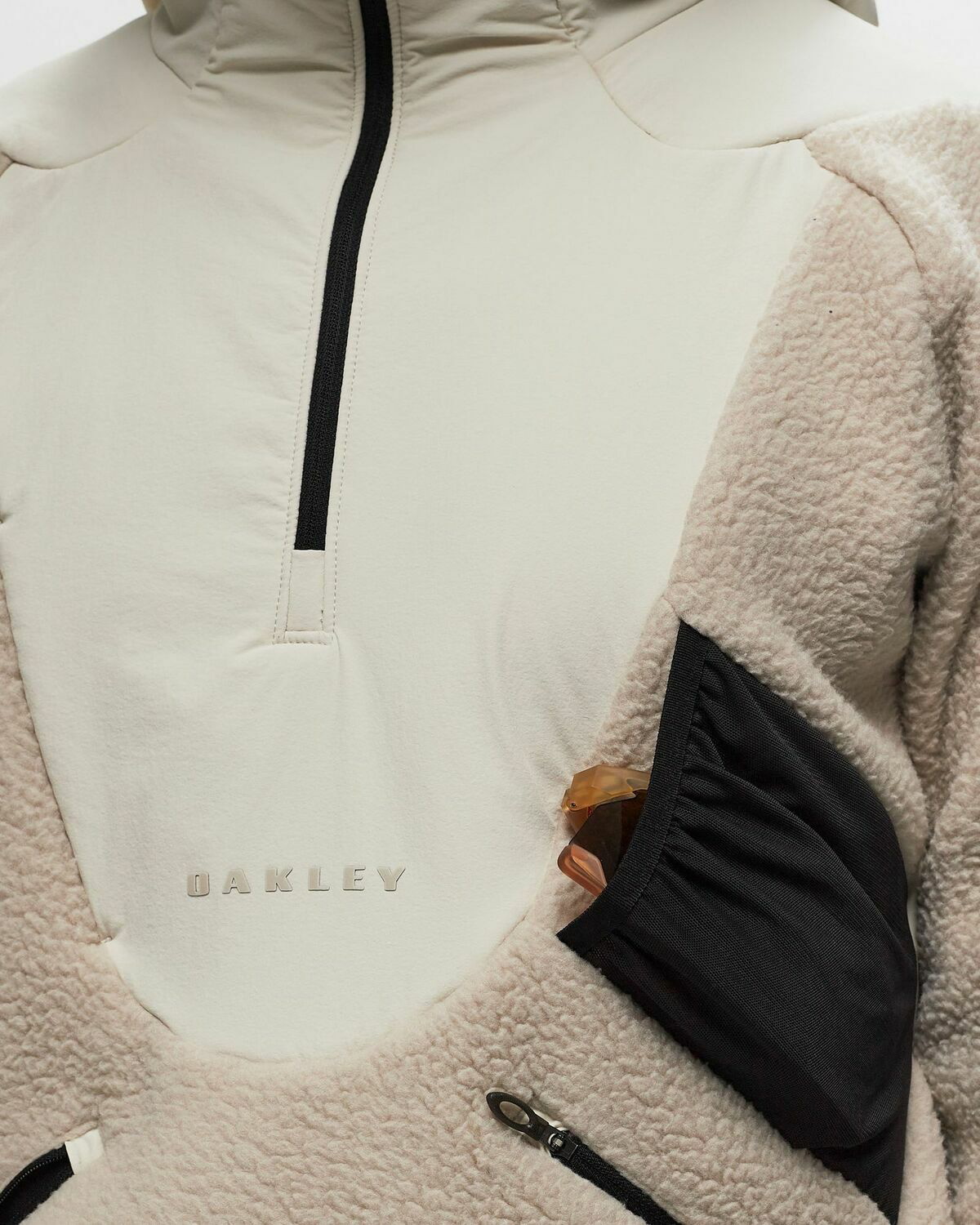 Oakley Latitude Flex Sherpa Beige Half Zips Oakley