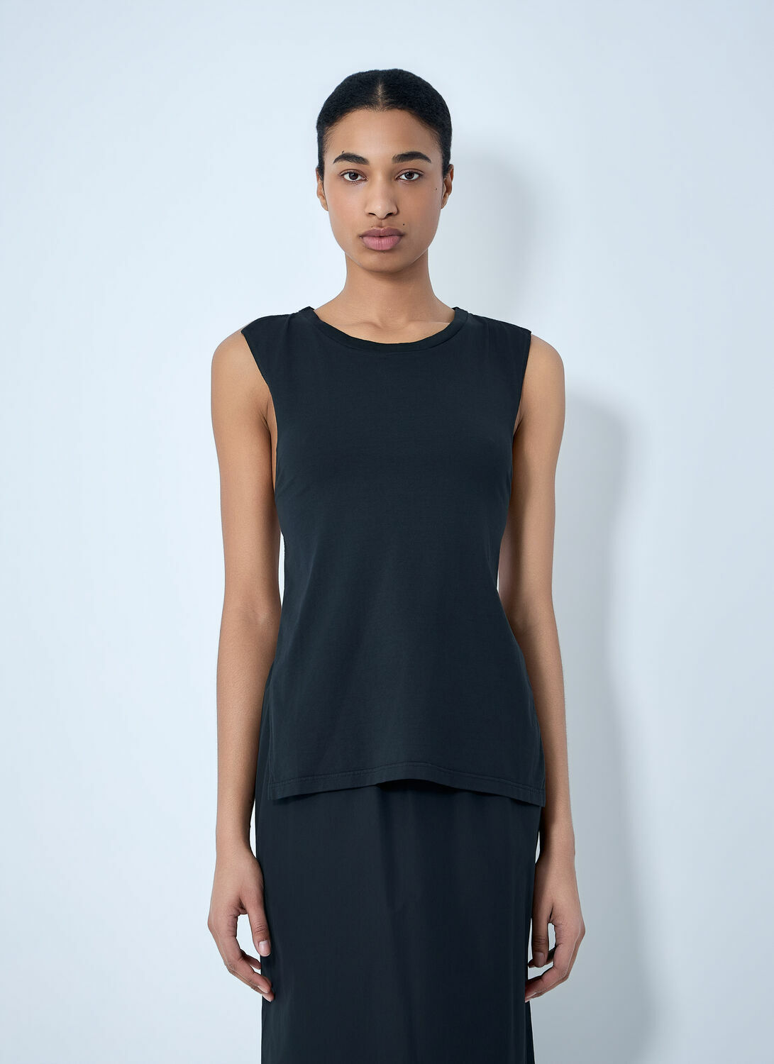 RIER Sleeveless Cotton Tank Top