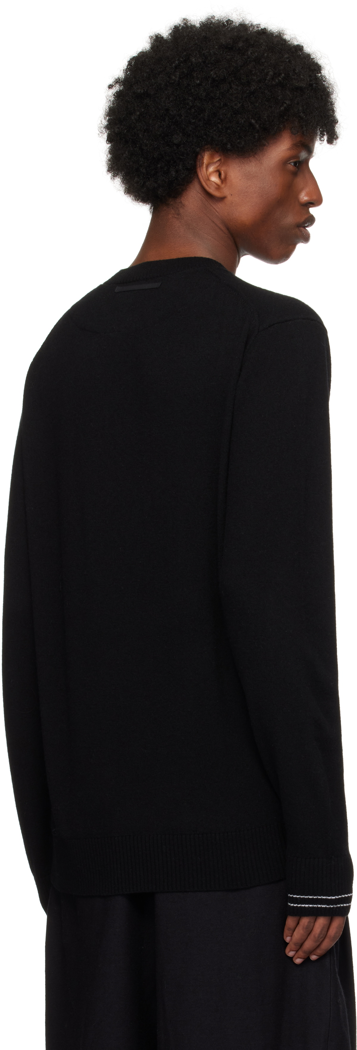 the Shepherd UNDERCOVER Black US2D4991-2 Sweater