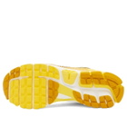 Nike Men's Zoom Vomero 5 Sneaker in Yellow/Silver