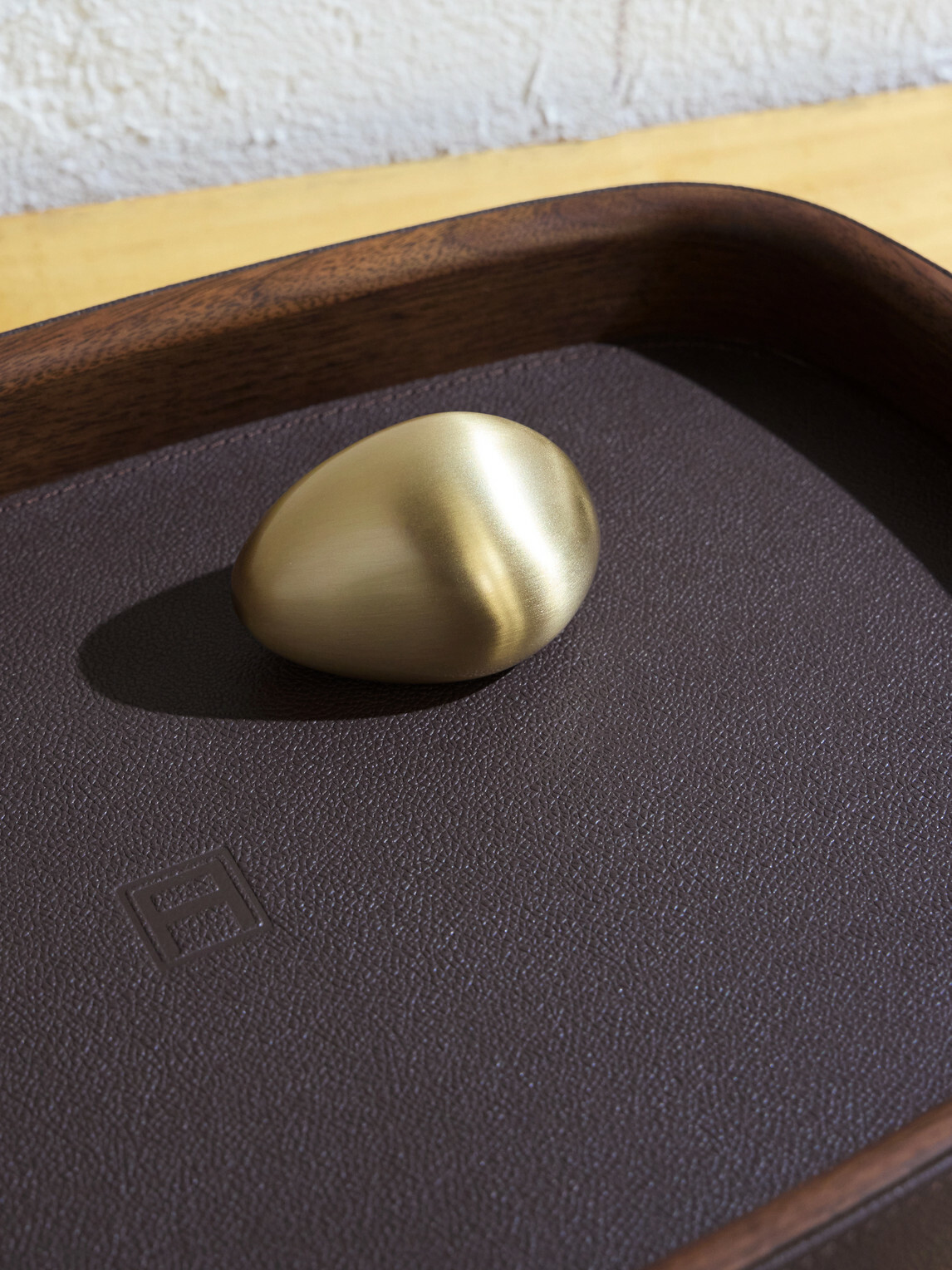 Assouline - Pebble Leather-Trimmed Wood Tray