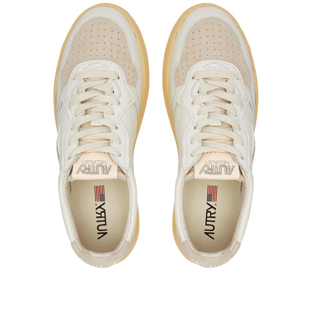 Autry - Woman - White - Sneaker